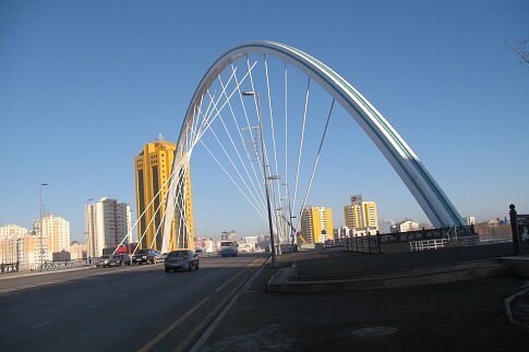 Мост через реку Ишим